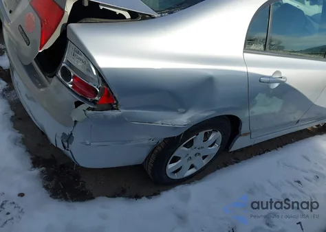 2008 Honda Civic Lx z USA, uszkodzony, nr VIN 2HGFA16518H340900